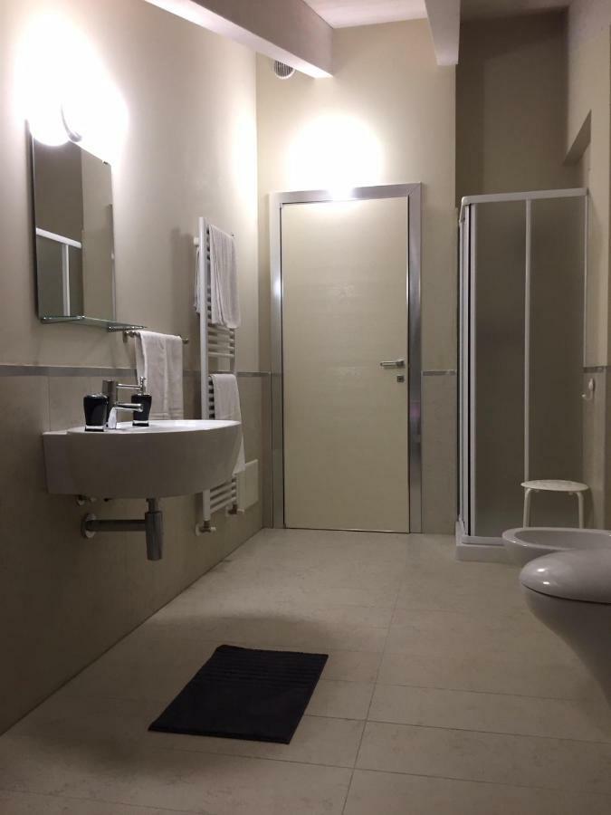 מאנטובה Residenza Virgiliana Suite Con Terrazza-Centro Storico מראה חיצוני תמונה